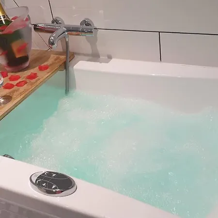 La Griffe A Foin, Kaysersberg - Maison De 300 M Jacuzzi Et Sauna Privatif Semesterbostad Sigolsheim