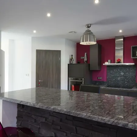 La Griffe A Foin, Kaysersberg - Maison De 300 M Jacuzzi Et Sauna Privatif *